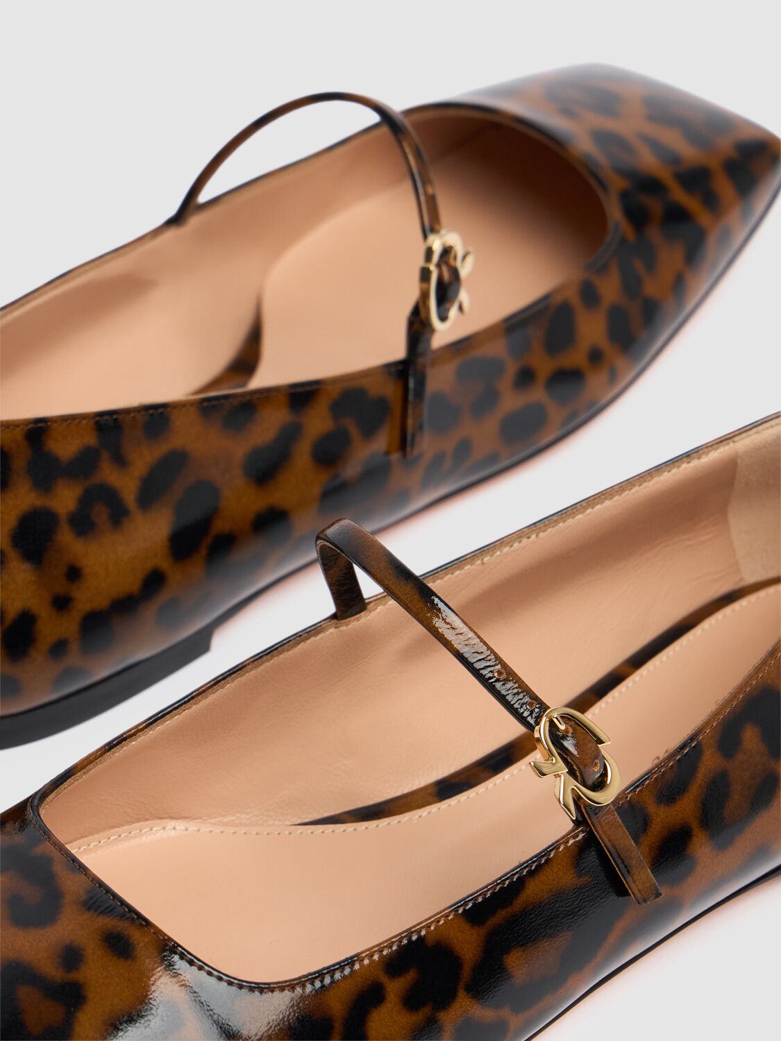 Shop Gianvito Rossi 5mm Christina Patent Leather Flats In Leopard