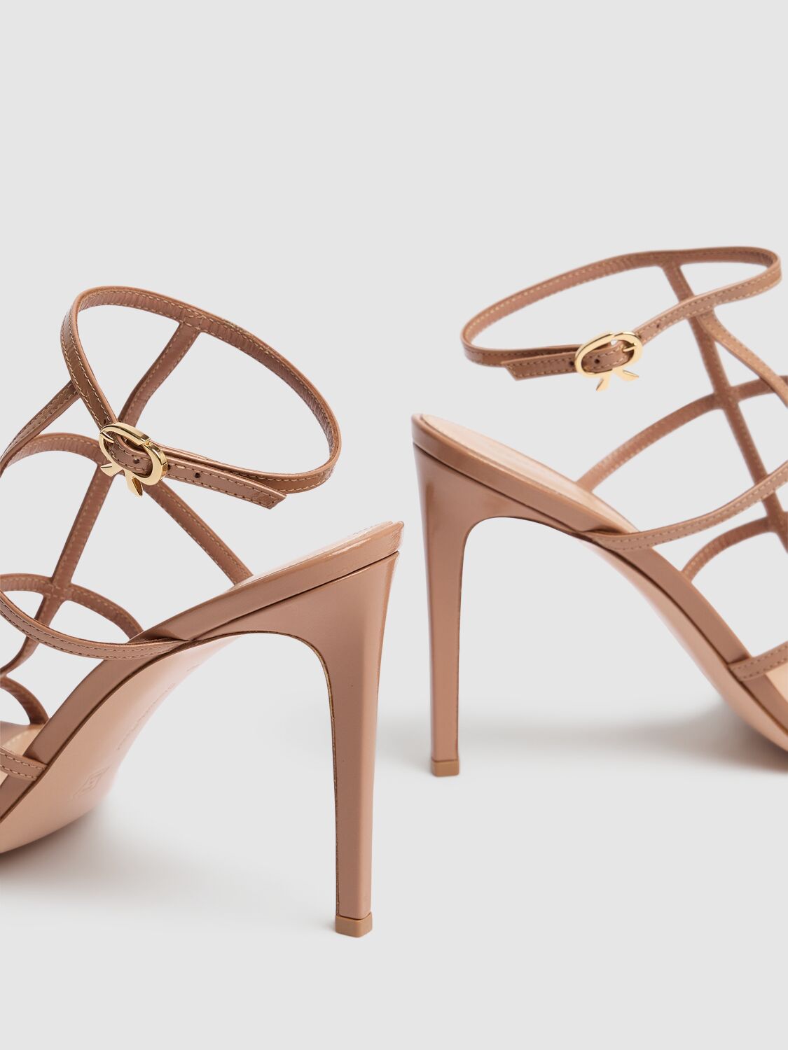 Shop Gianvito Rossi 95mm Leather Sandals In Praline