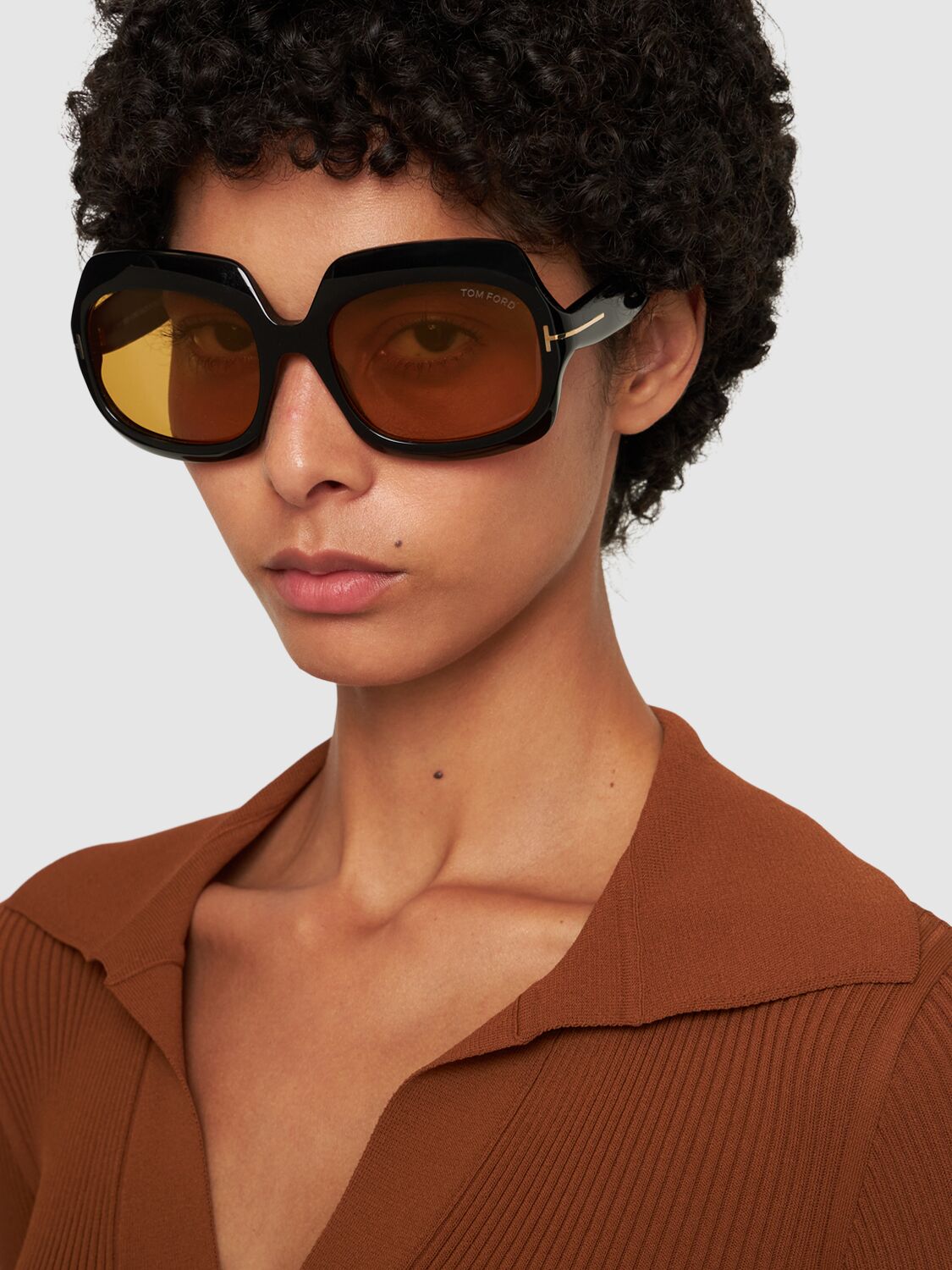 Shop Tom Ford Ren Round Sunglasses In Black/brown