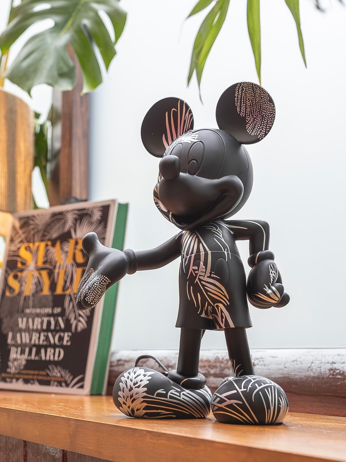 Leblon Delienne Star Style Mickey By Bullard In Black