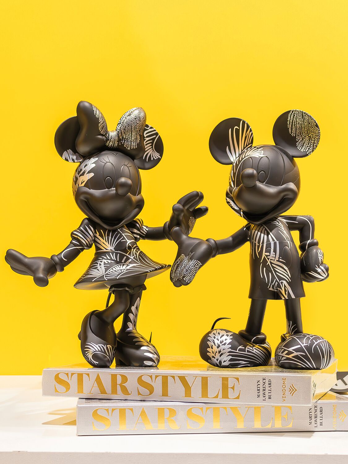 Leblon Delienne Star Style Mickey By Bullard In Black