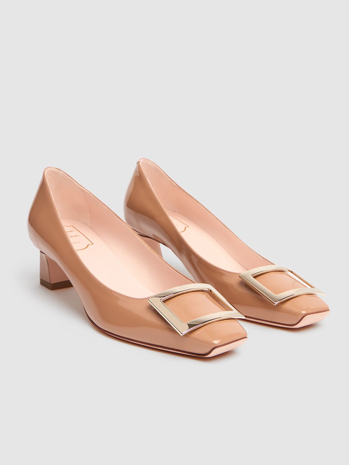 Shop Roger Vivier 45mm Trompette Patent Leather Pumps In Nude