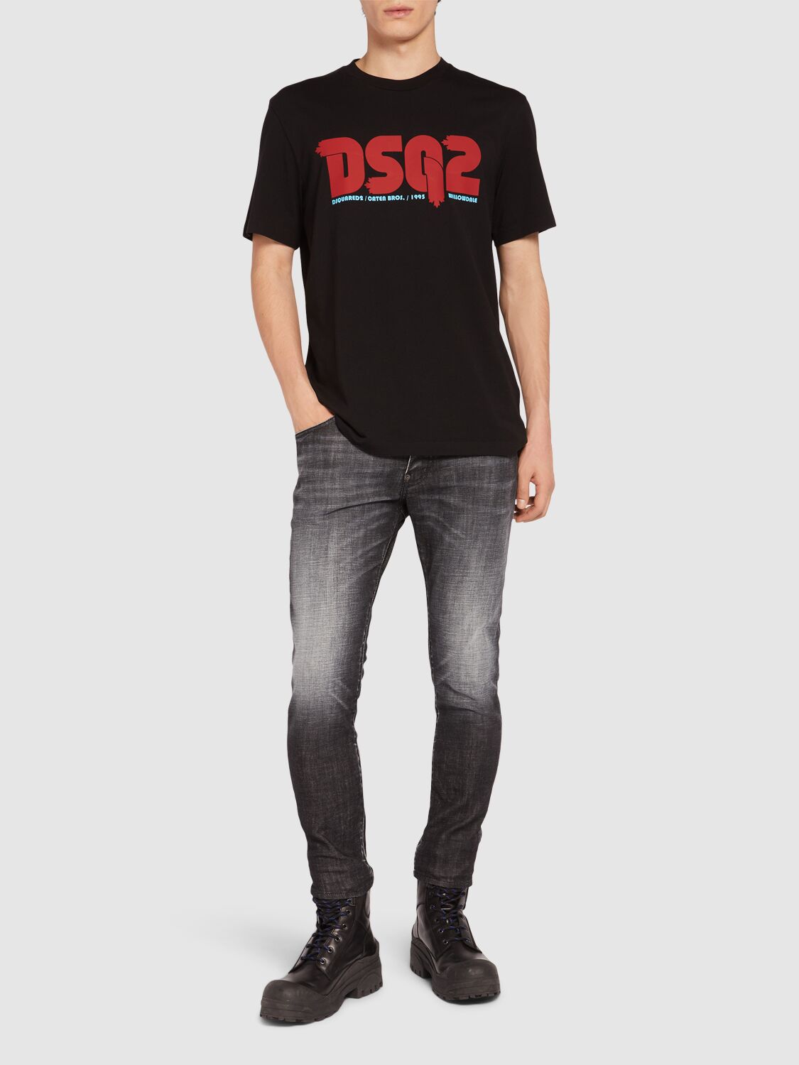 Shop Dsquared2 Regular Fit Logo Cotton T-shirt In Black