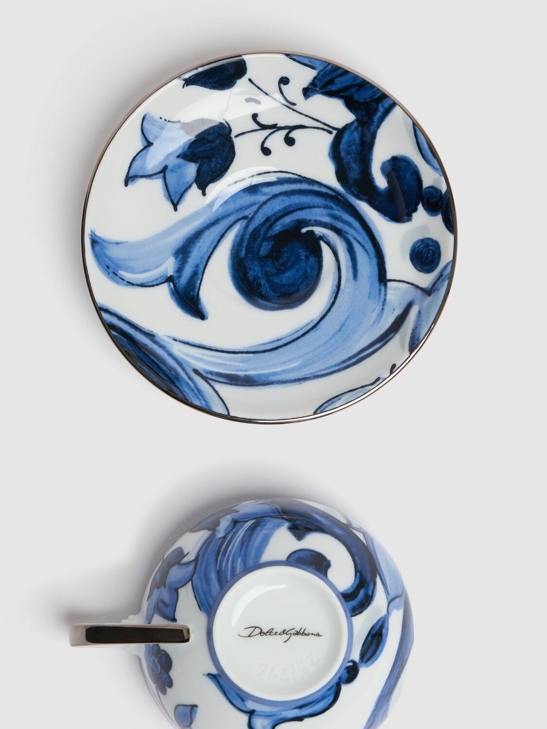 Shop Dolce & Gabbana Blue Mediterraneo Teacup & Saucer