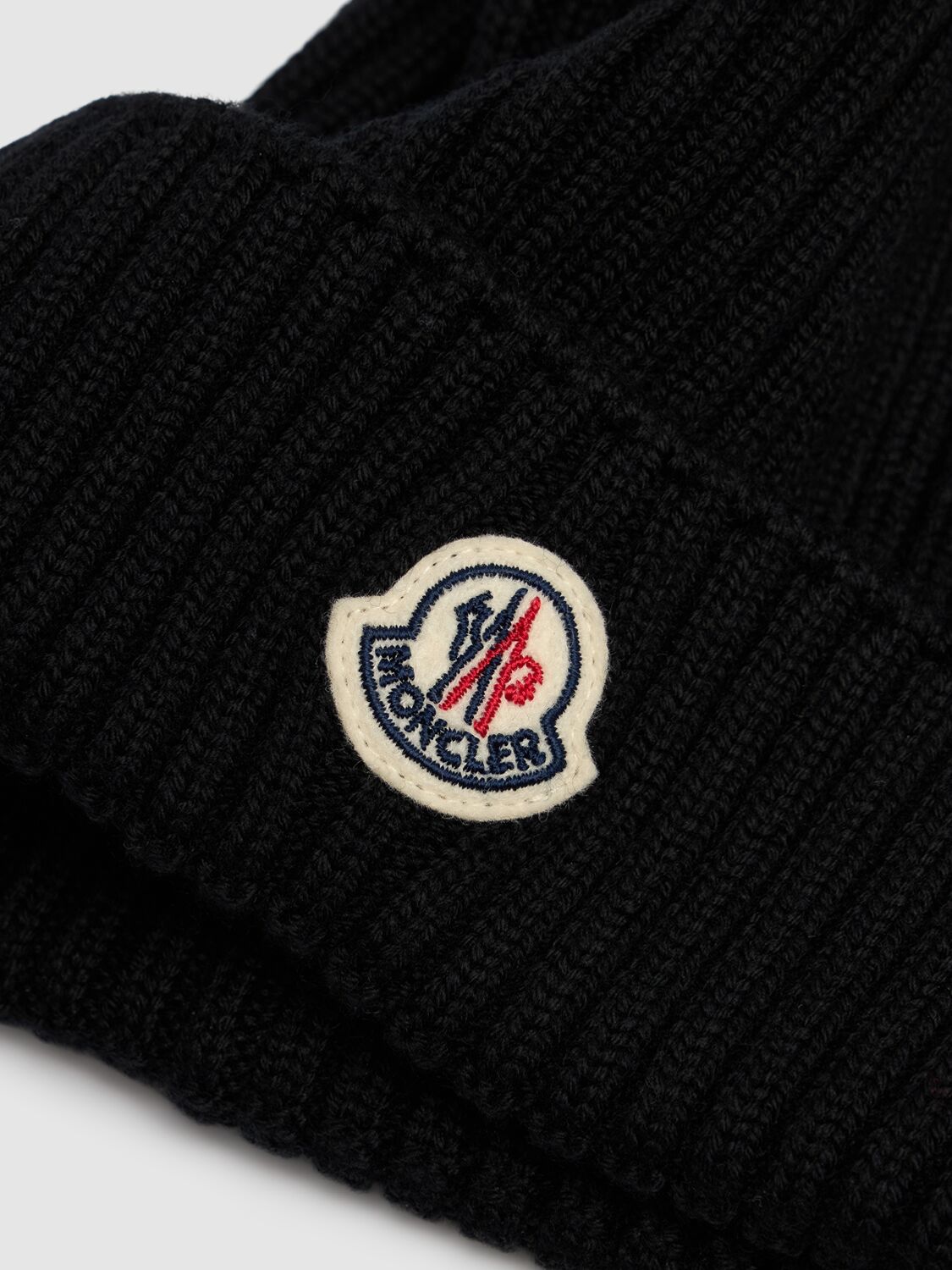 Shop Moncler Extrafine Wool Beanie In 黑色