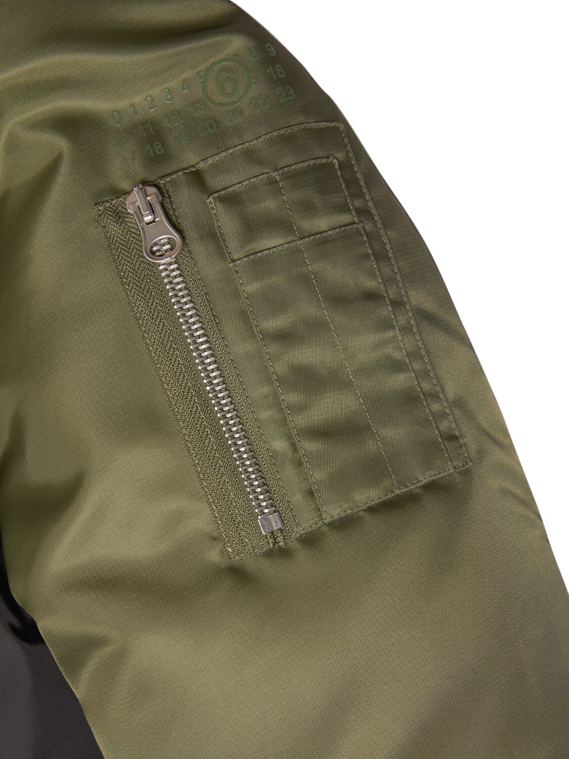 Mm6 Maison Margiela Colorblock Nylon Puffer Jacket In Black/green