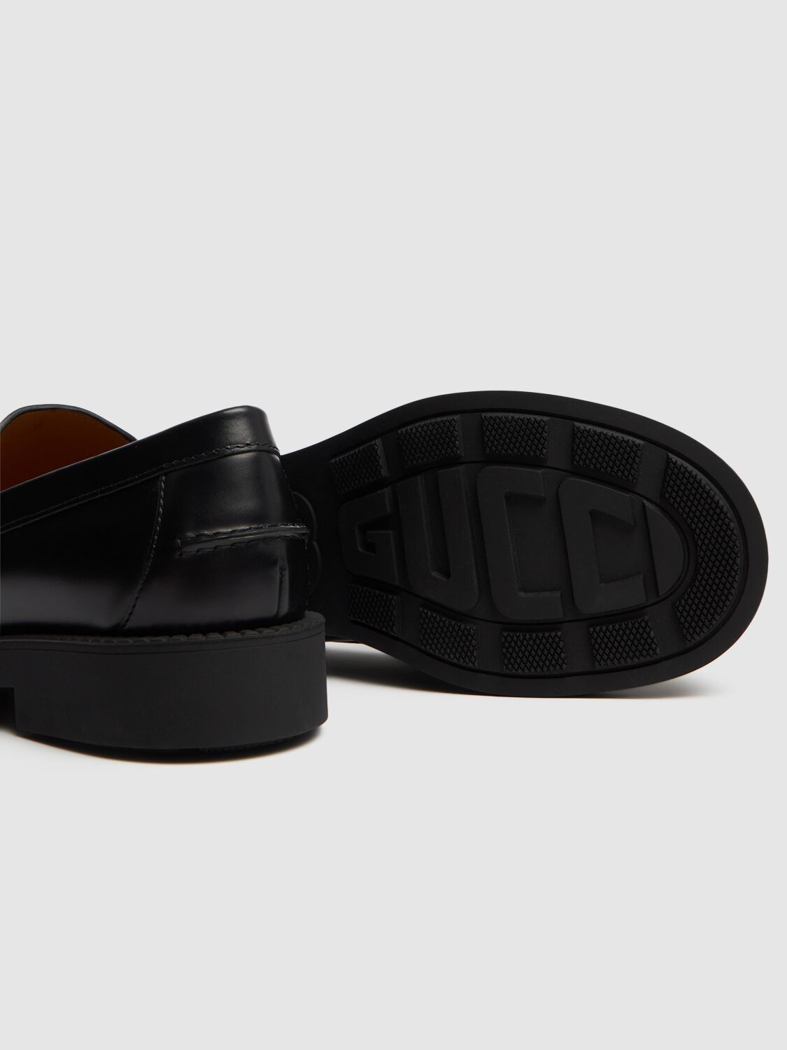 Shop Gucci Taemin Leather Loafers In Black