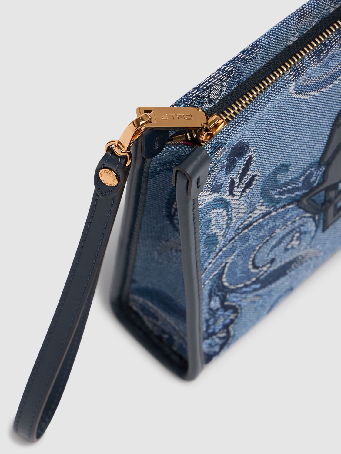 Shop Etro Medium Fiore Denim Jacquard Pouch In Pervinca