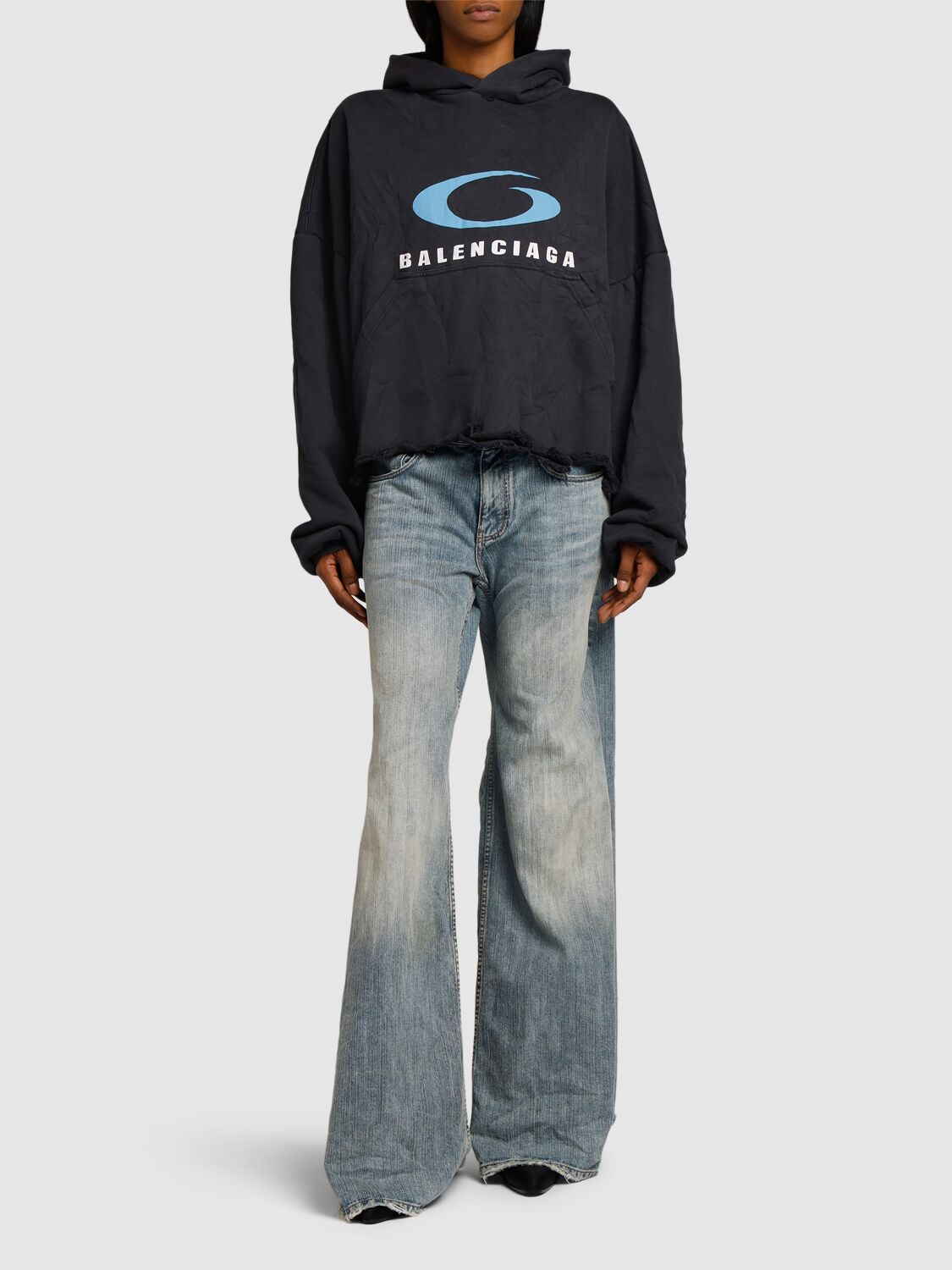 Shop Balenciaga Icon Print Cropped Cotton Hoodie In Washed Black