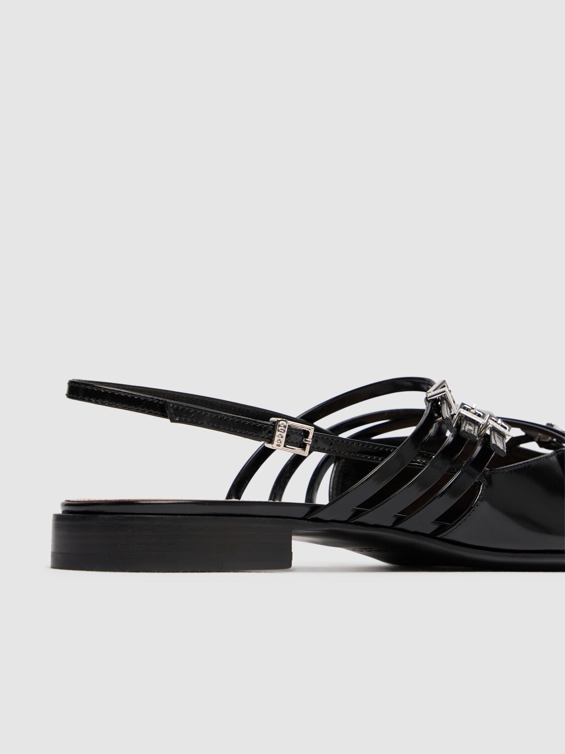 Shop Gucci 15mm Leather Strappy Ballet Flats In Black