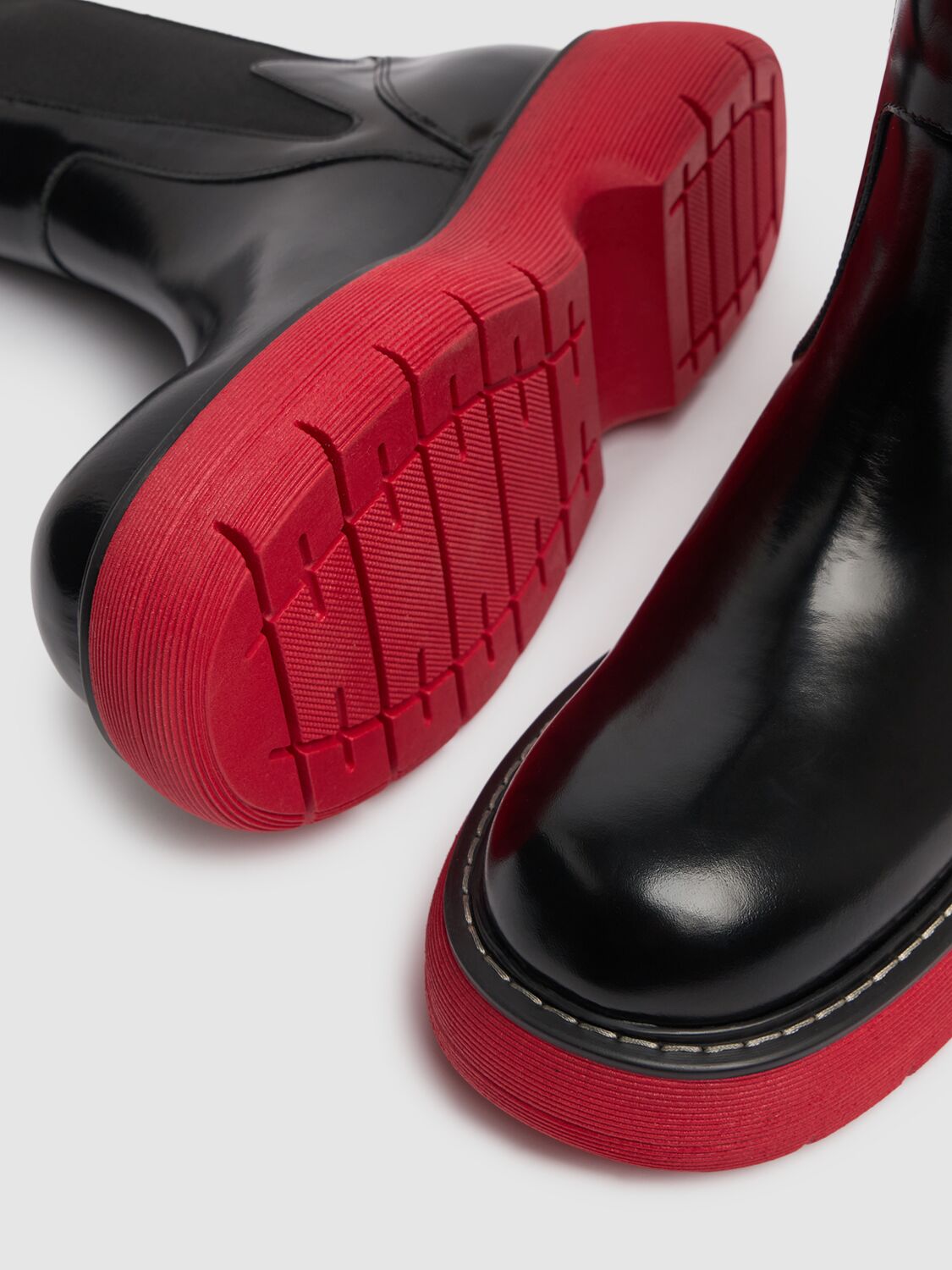 Shop Msgm 40mm M Chelsea Leather Boots In Red/black