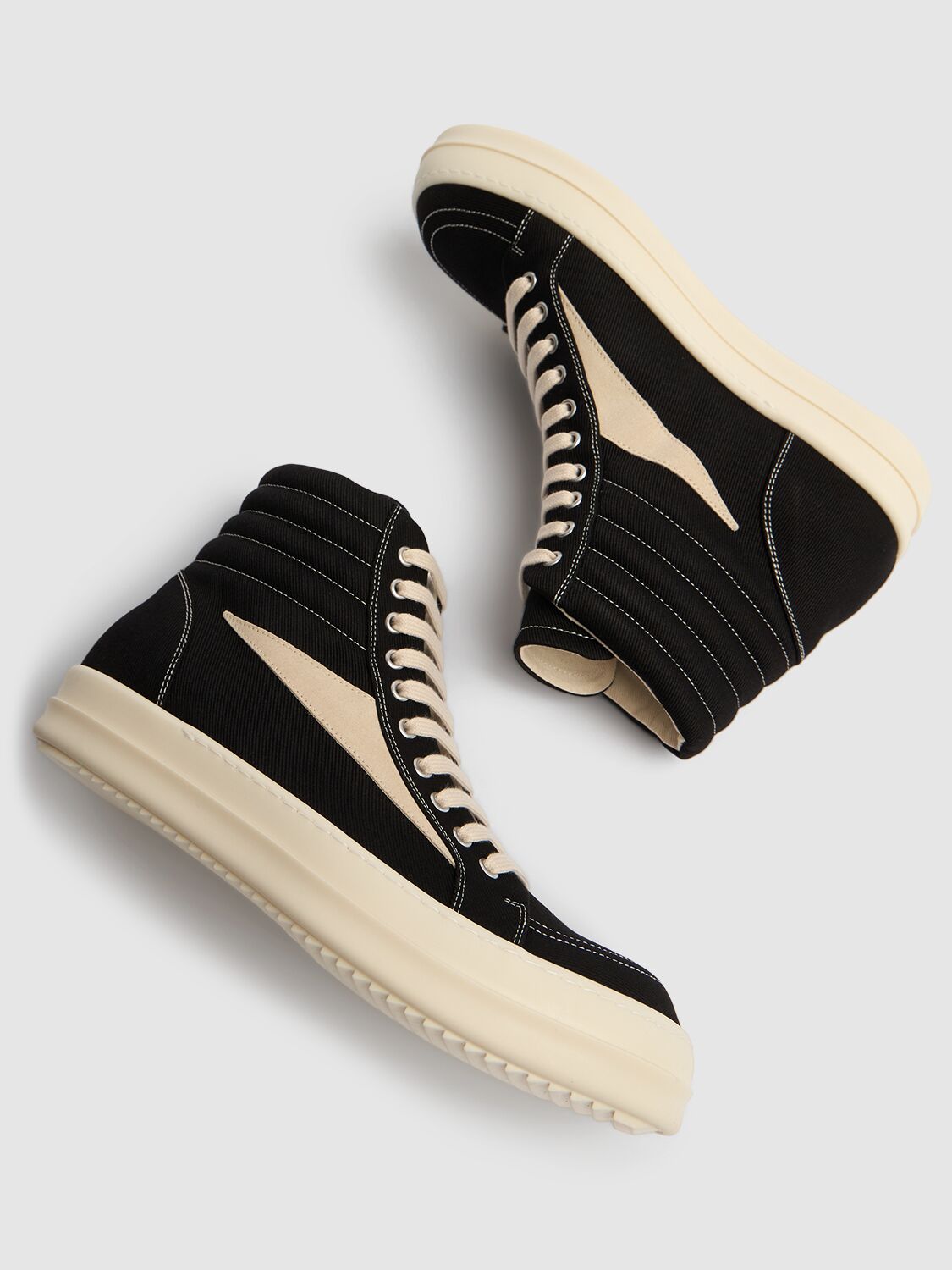 Shop Rick Owens Drkshdw Vintage High Sneakers In Black/milk