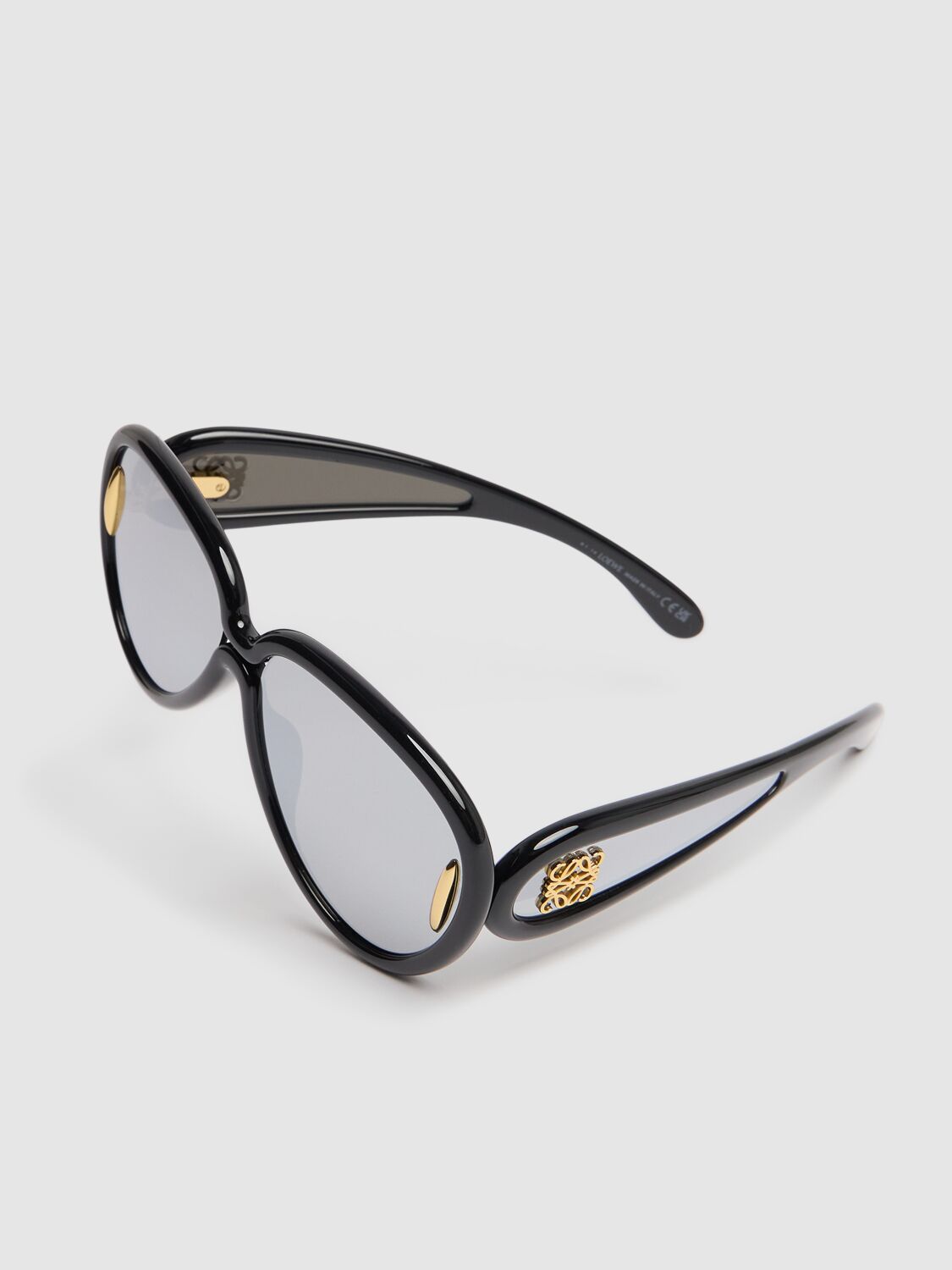 Shop Loewe Paula's Ibiza Mask Sunglasses In Black/mirror