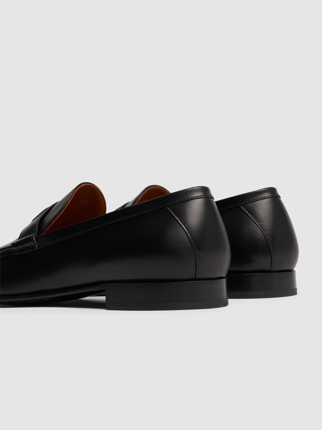 Shop Valentino Vlogo Signature Leather Loafers In 黑色