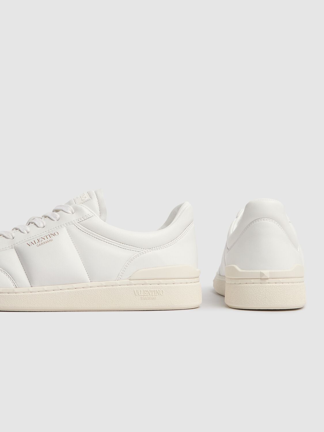 Shop Valentino Upvillage Padded Leather Low Sneakers In 白色