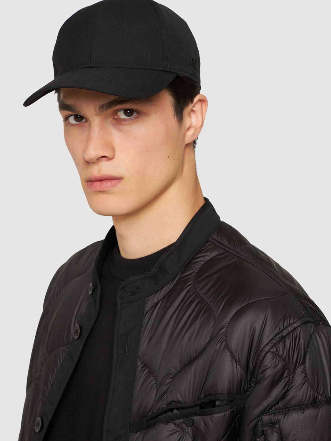 SACAI Sロゴ embroidered S baseball cap SACAI Suiting S Baseball Cap | Smart Closet