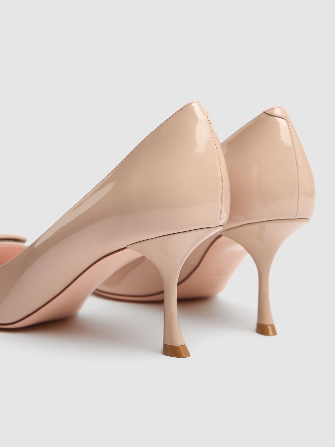 Shop Roger Vivier 65mm Viv In The City Patent Leather Pump In Nude