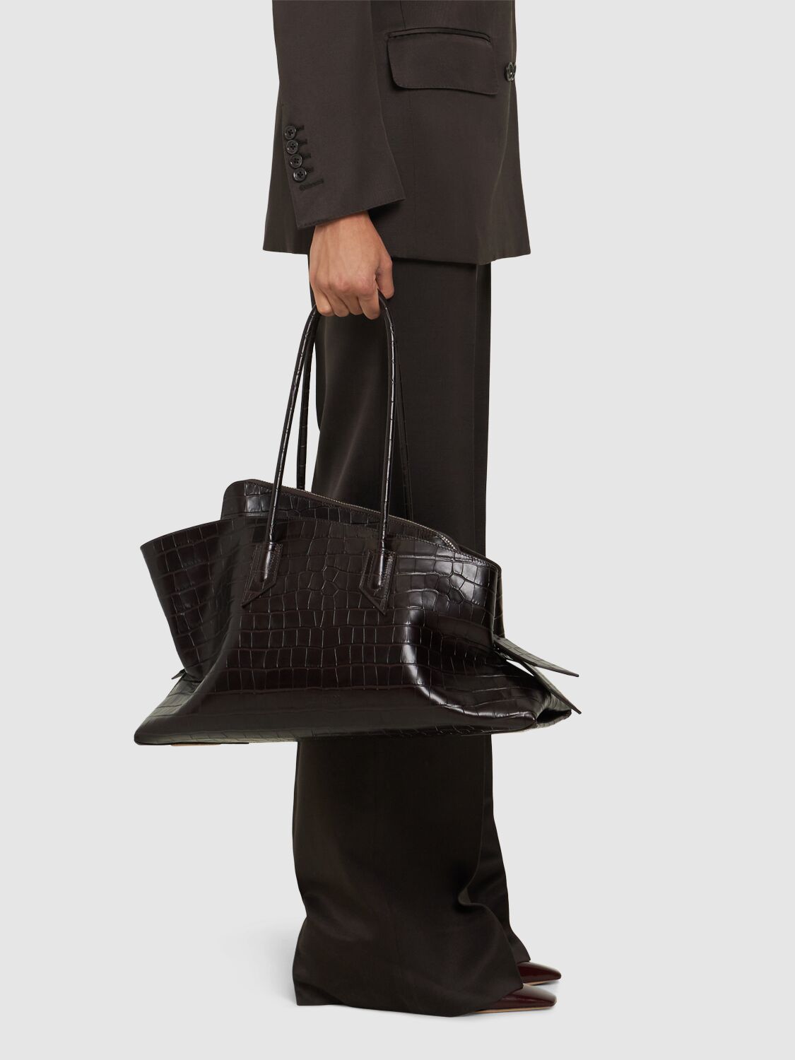 Attico La Passeggiata Embossed Leather Tote Bag In Brown