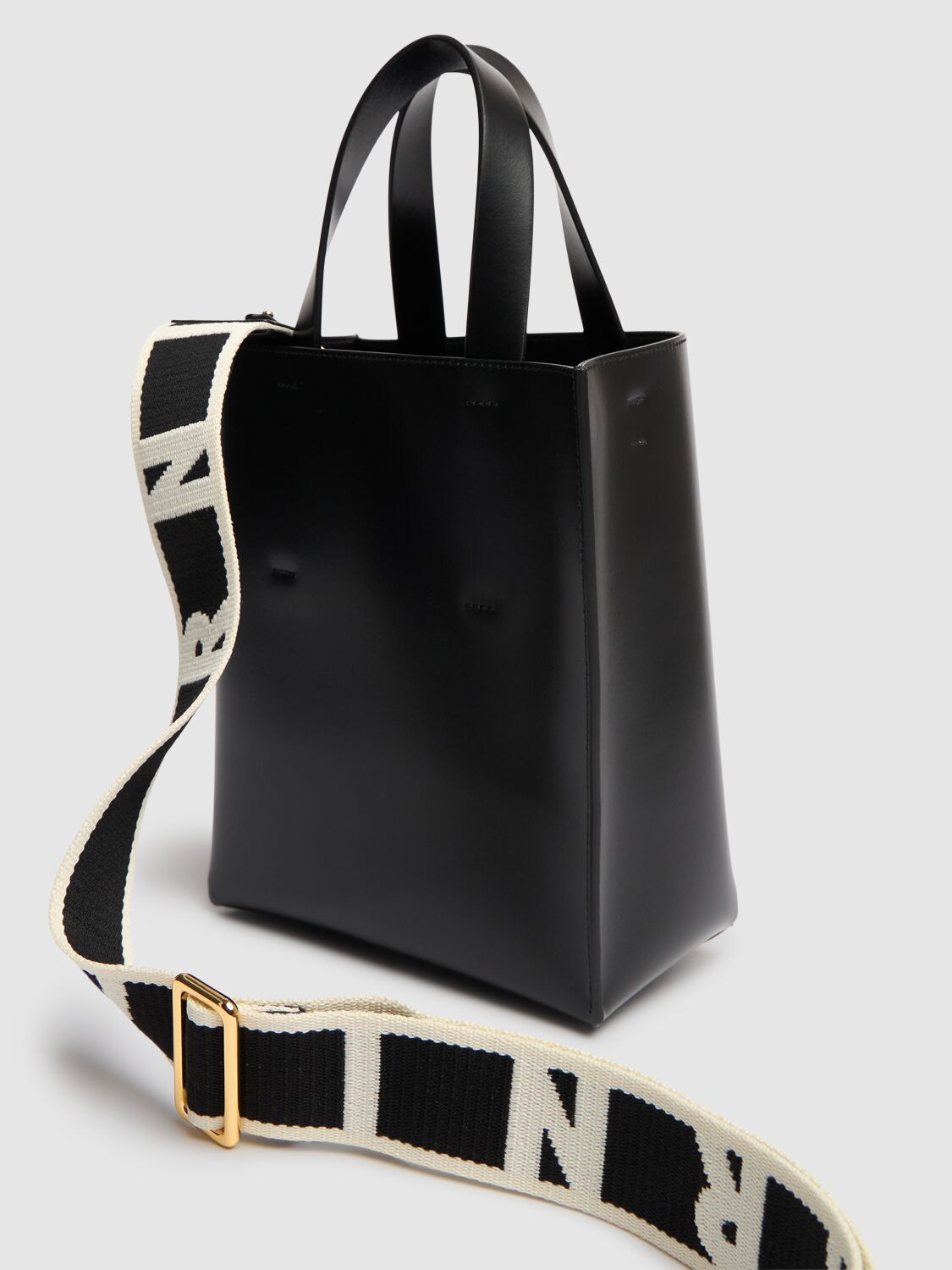 MARNI