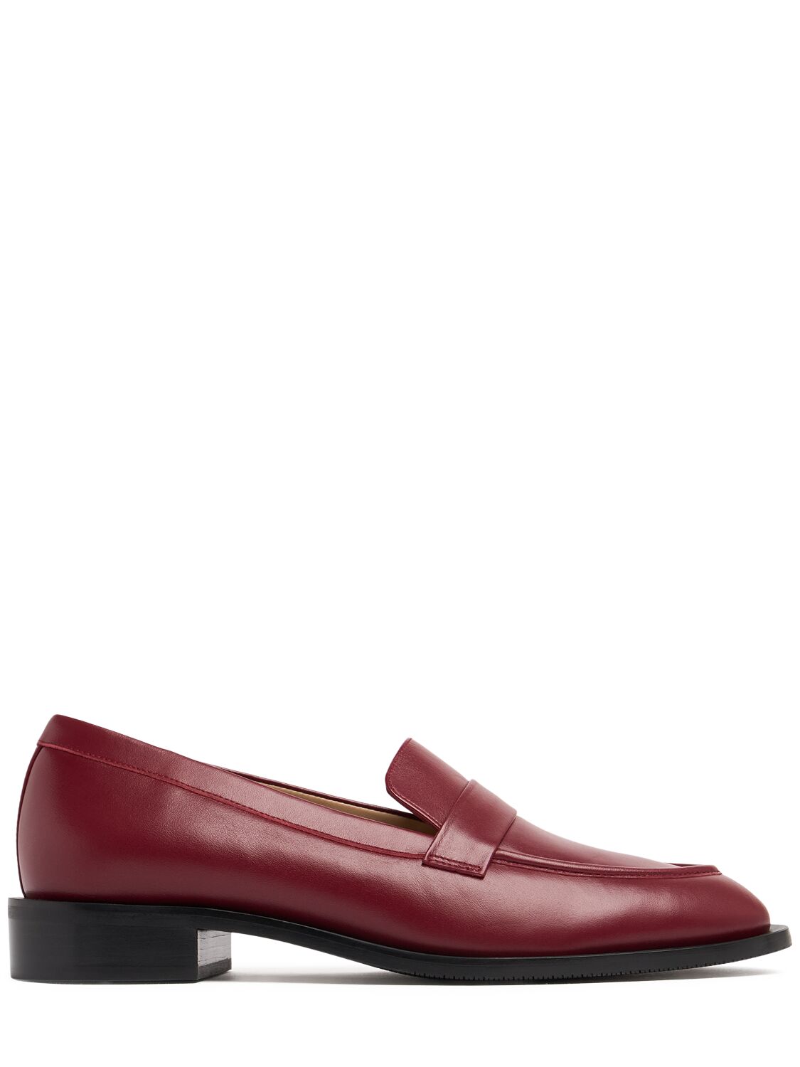 Stuart Weitzman 10mm Palmer Leather Loafers In Burgundy