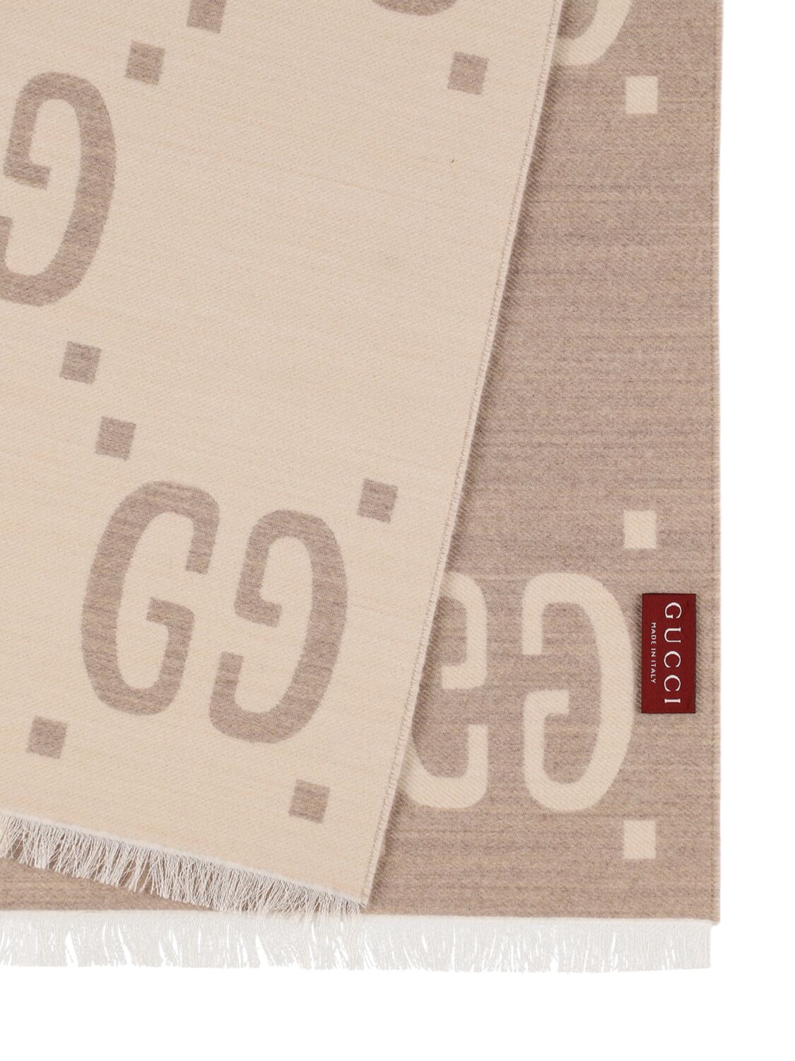 Shop Gucci Gg Wool Jacquard Scarf In Ivory/beige