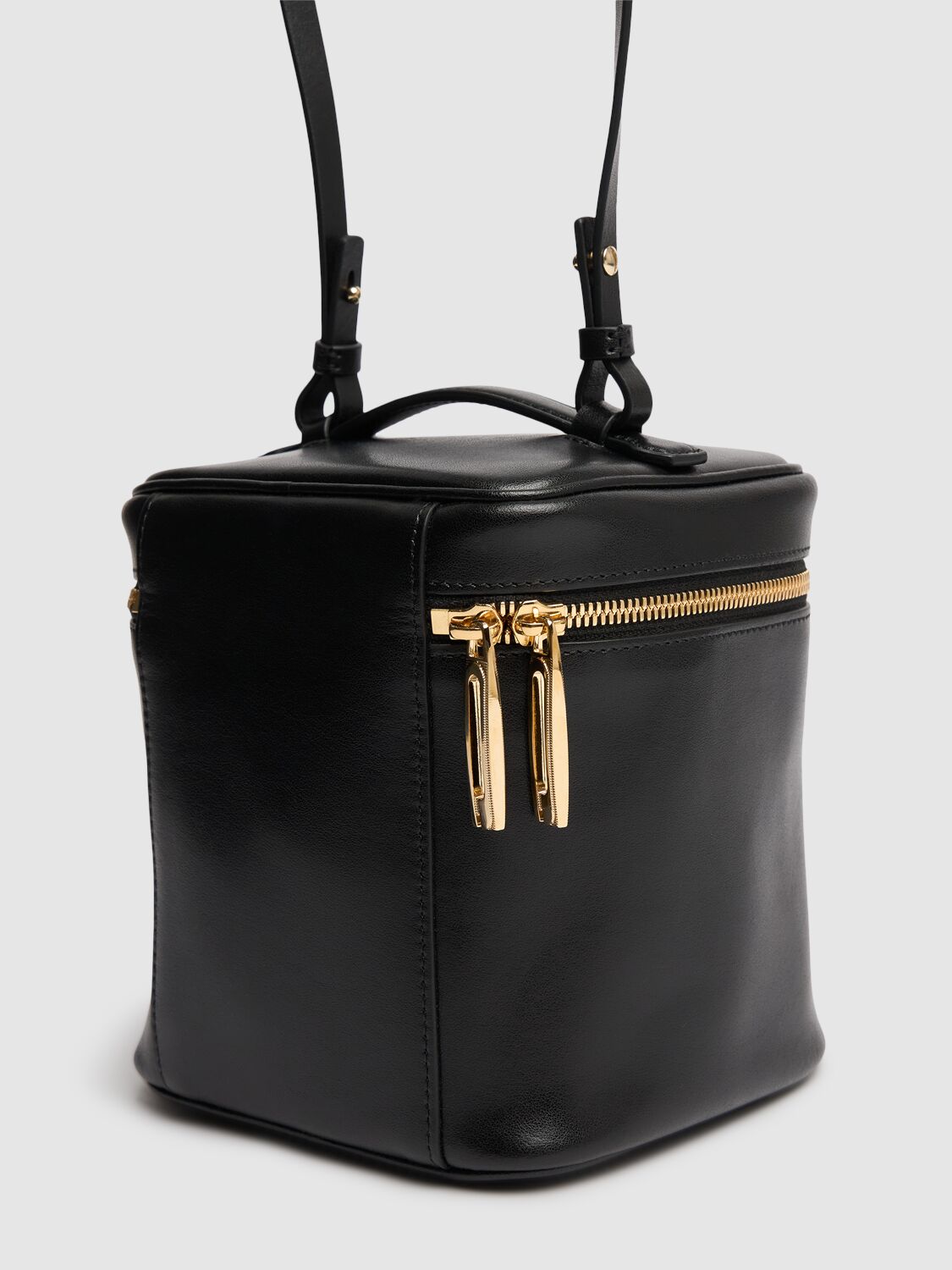 Shop Victoria Beckham Leather Cube Vanity Case In Black