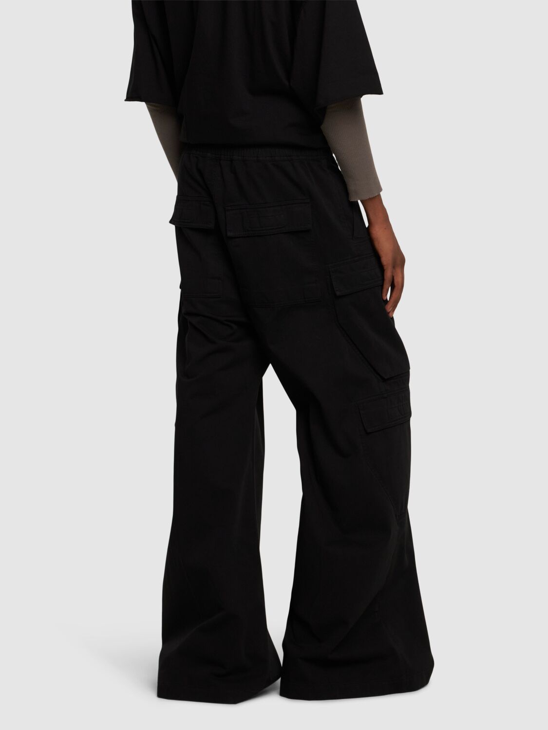 RICK OWENS DRKSHDW Jumbo Belas Double Cotton Cargo Pants - side view in Black