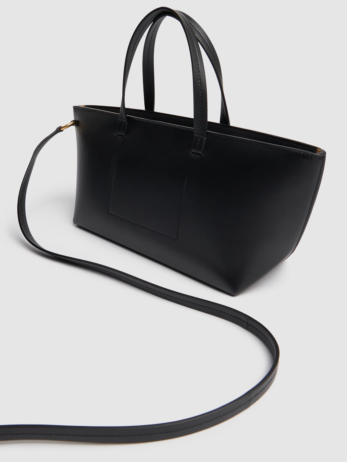 Shop Jil Sander Small Bateau Smooth Leather Bag In Black