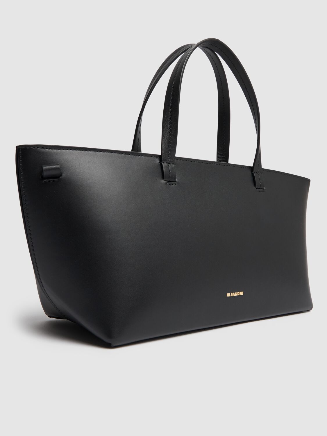 Shop Jil Sander Small Bateau Smooth Leather Bag In Black