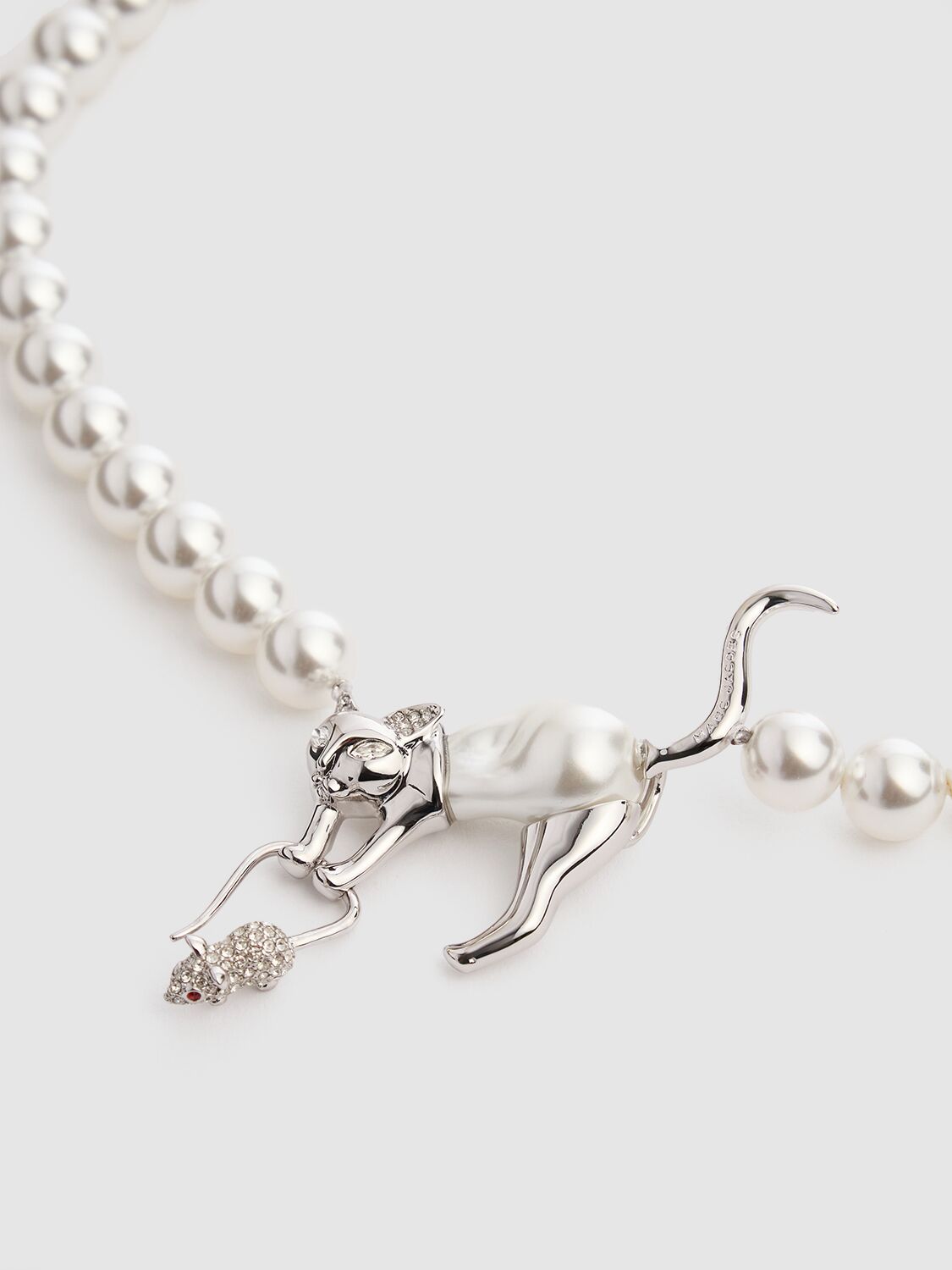 Shop Marc Jacobs Cat And Mouse Faux Pearl Necklace In Silver