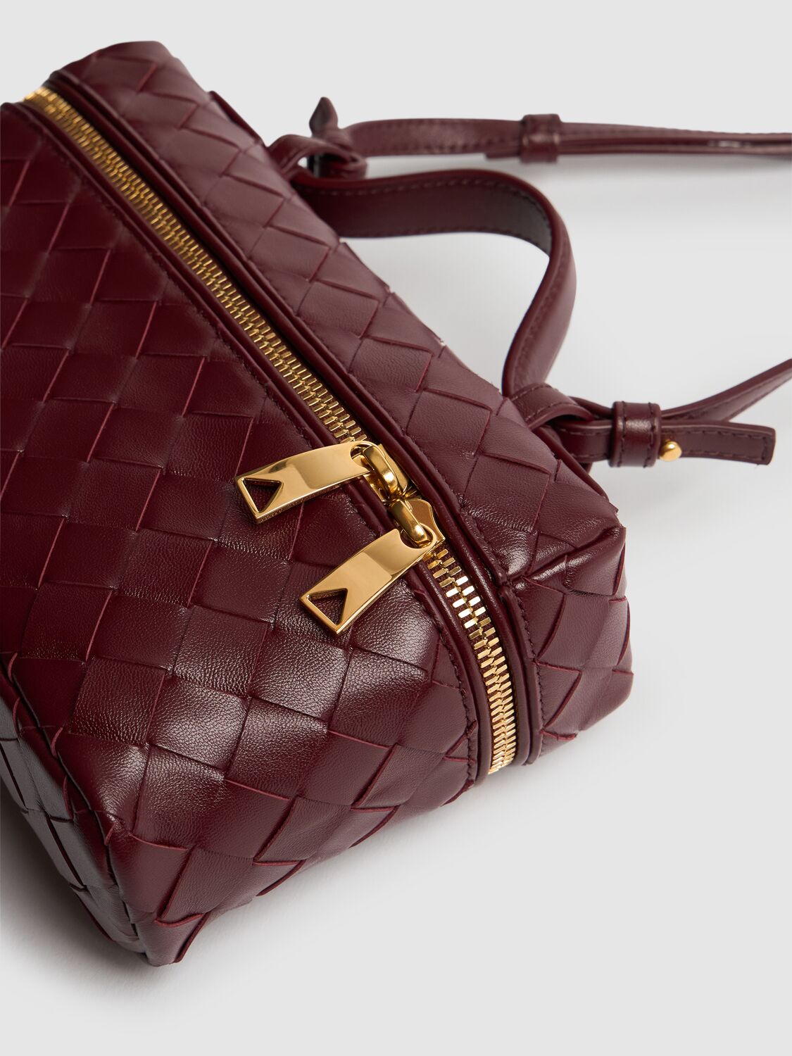 Shop Bottega Veneta Bang Bang Leather Vanity Case In Barolo