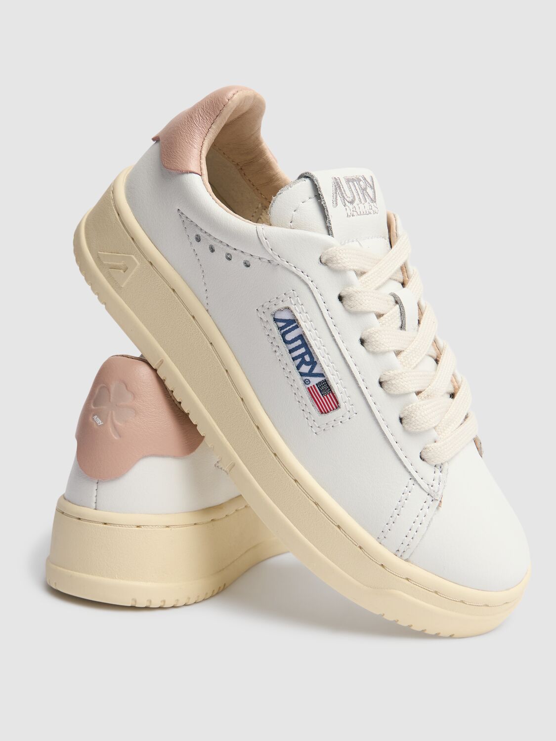 Dallas Low Leather Lace-up Sneakers | AUTRY | White,pink