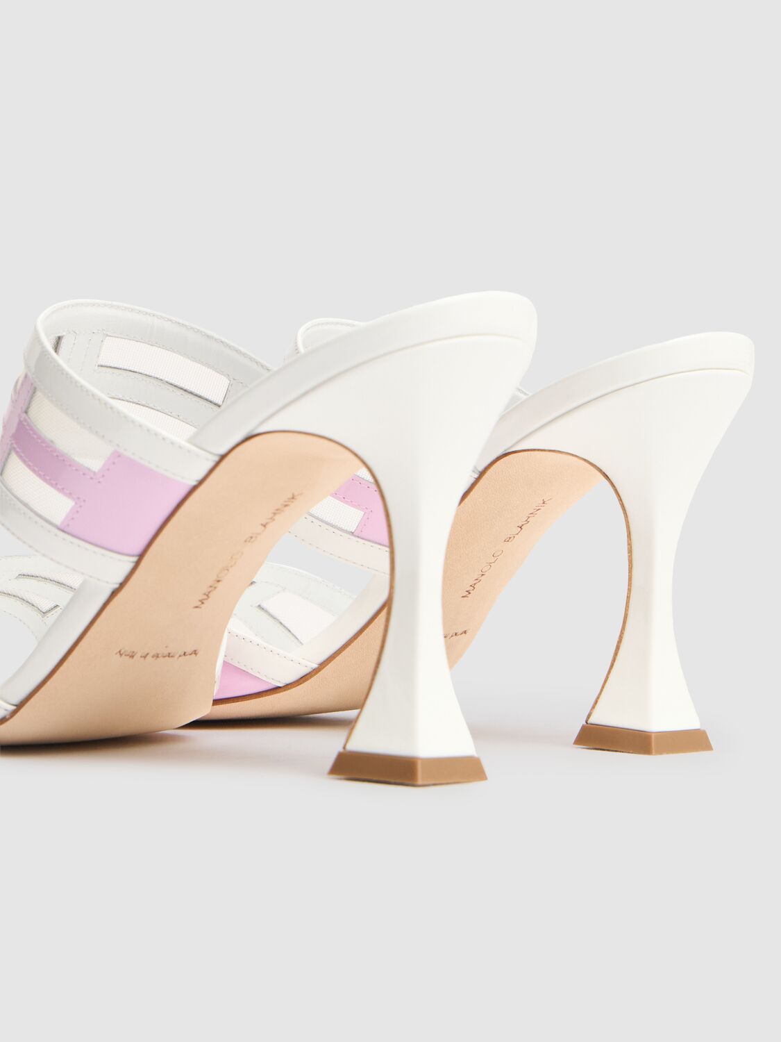 MANOLO BLAHNIK 90MM AVESPAMU MULE SANDALS 