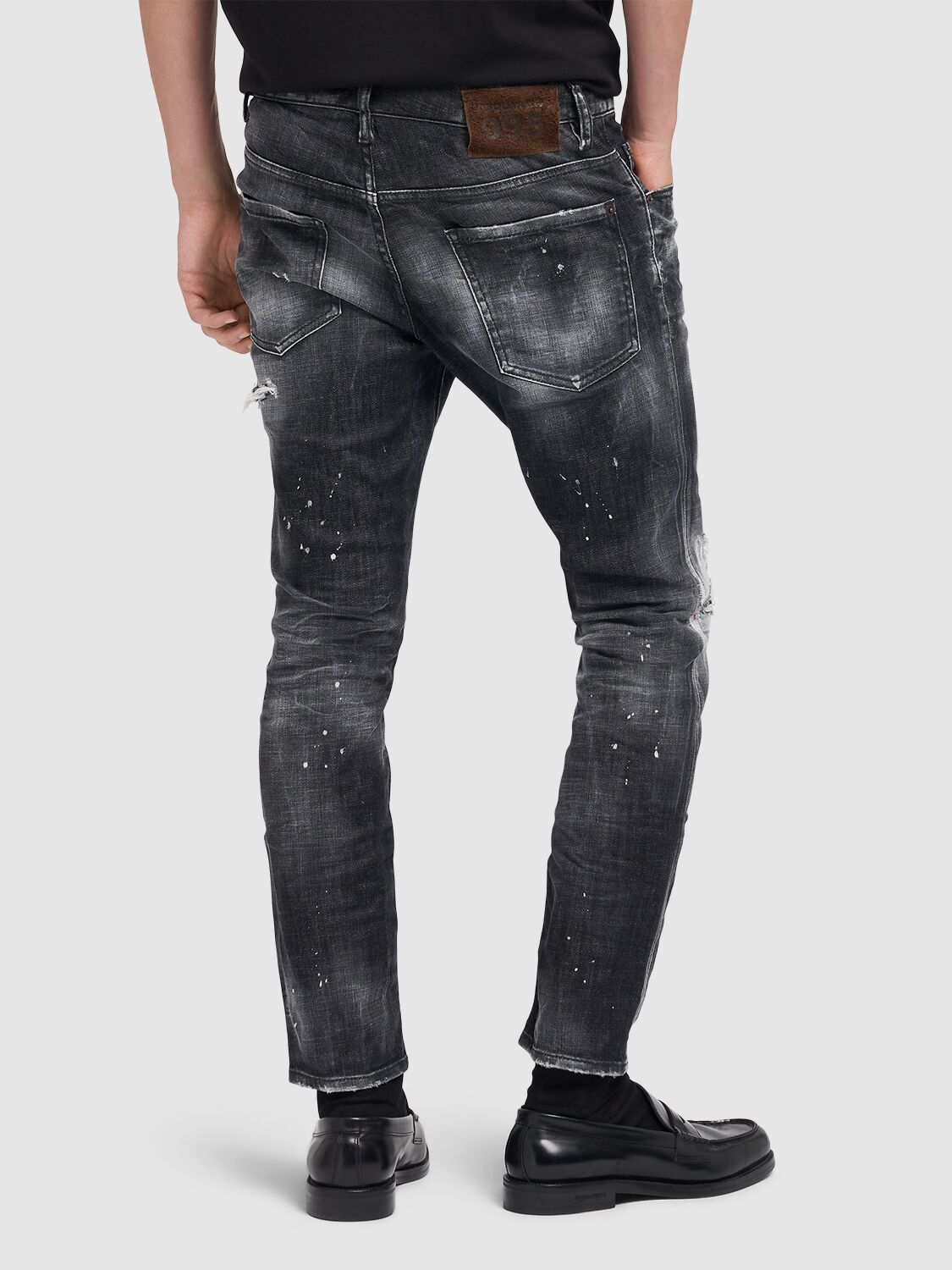 デニム・ジーパン Dsquared2 Slim-Fit Black Denim Jeans With Distressed Finish Dsquared2 Slim-Fit Black Denim Jeans With Distressed Finish