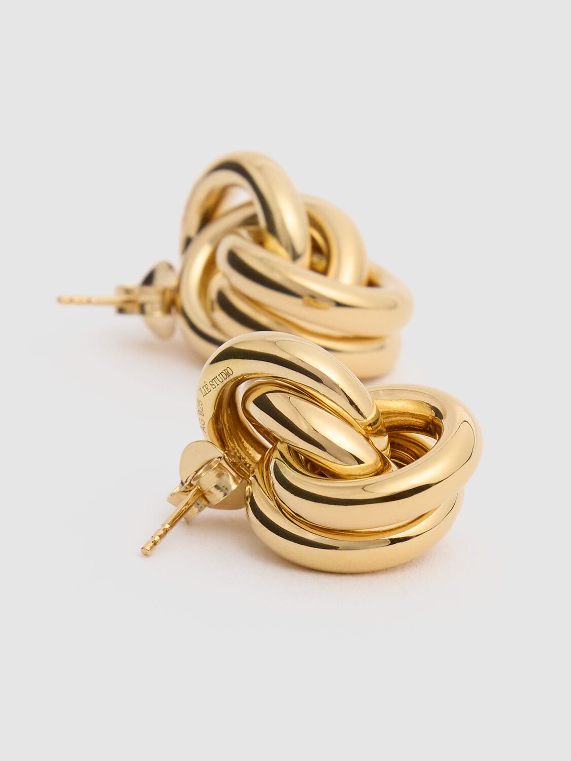 Vera Stud Earrings