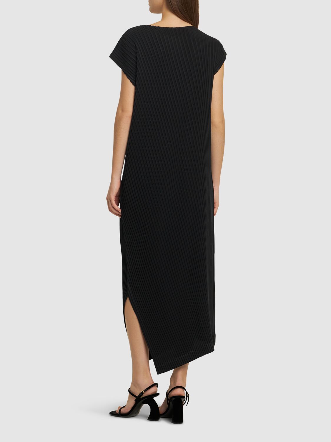 Issey Miyake Basics Sleeveless Maxi Dress In Black