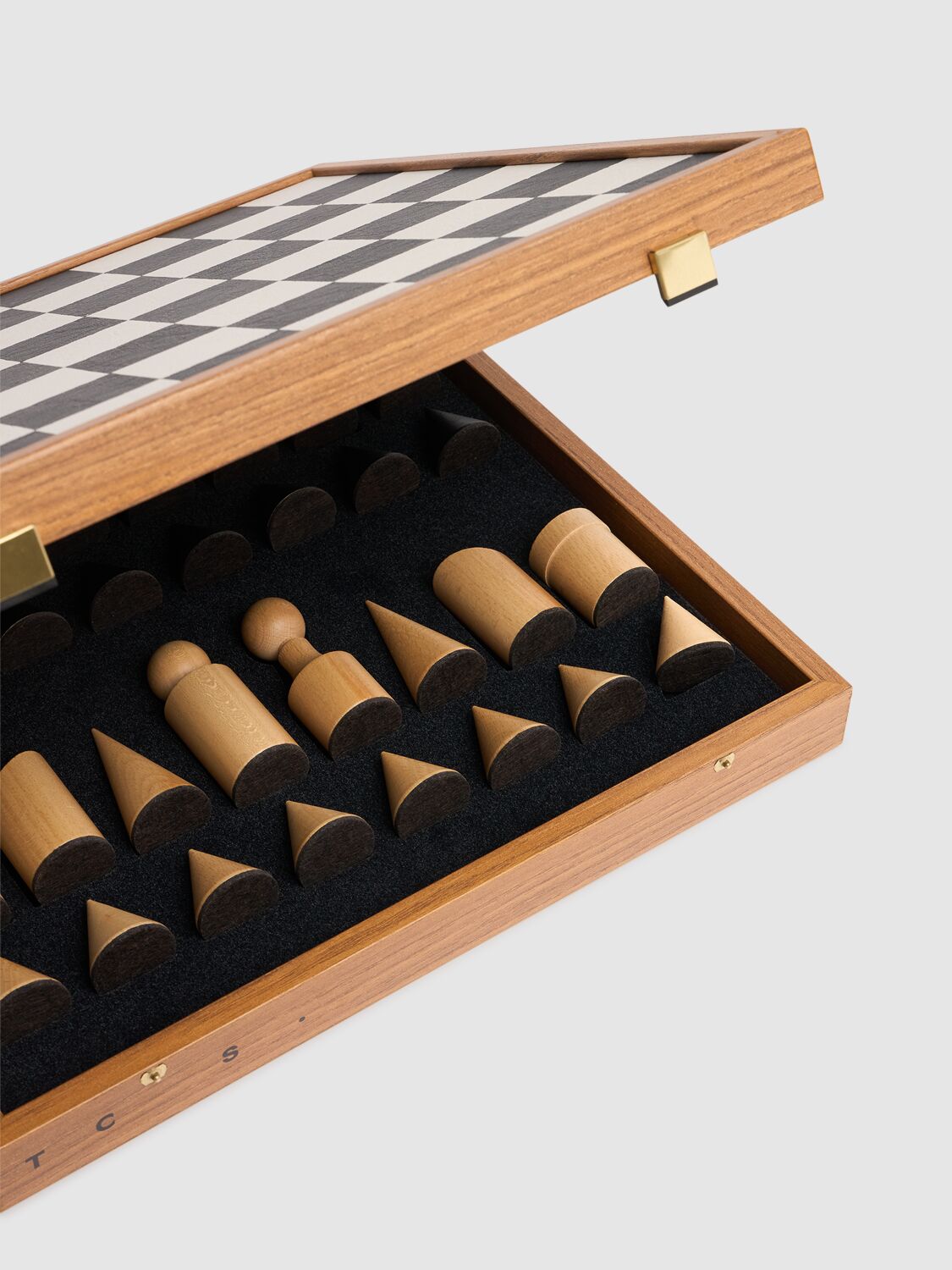 THE CONRAN SHOP CX CHESS SET 