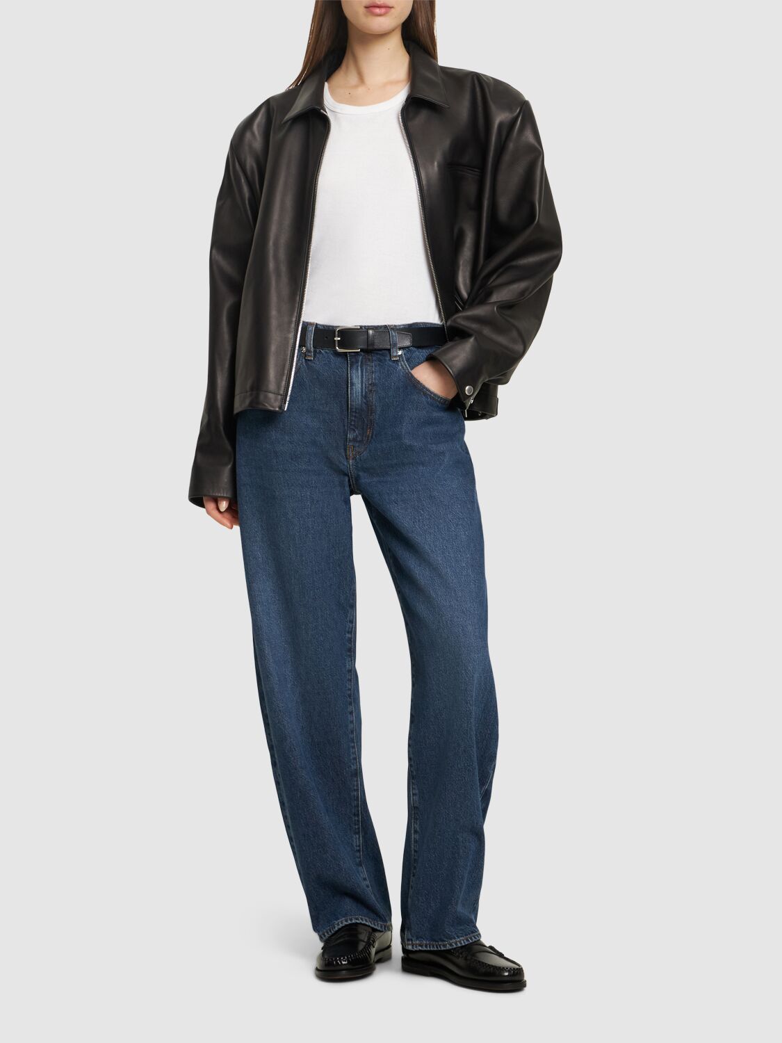 Frame Low Slung Barrel Jeans In Blue