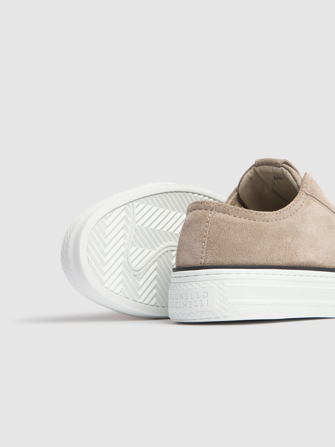 Brunello Cucinelli 20mm Suede Low Top Sneakers In Taupe