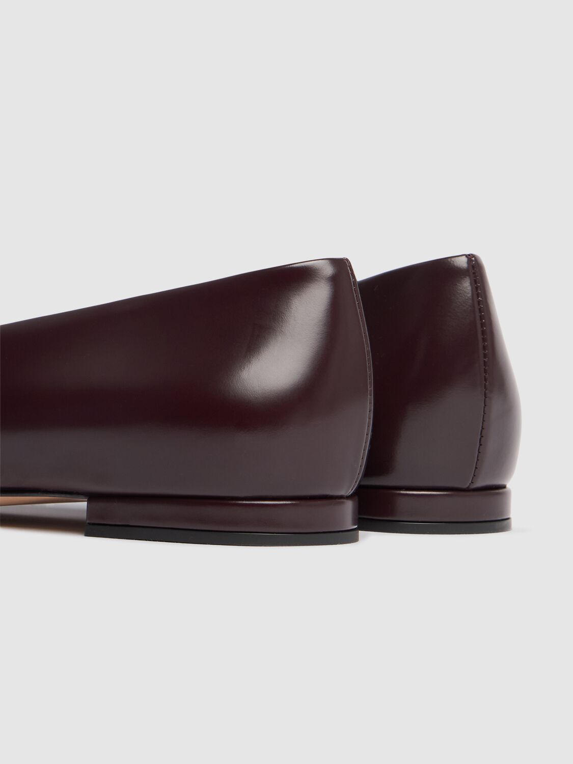 Shop Gianvito Rossi 10mm Leather Ballerinas In Bourgogne