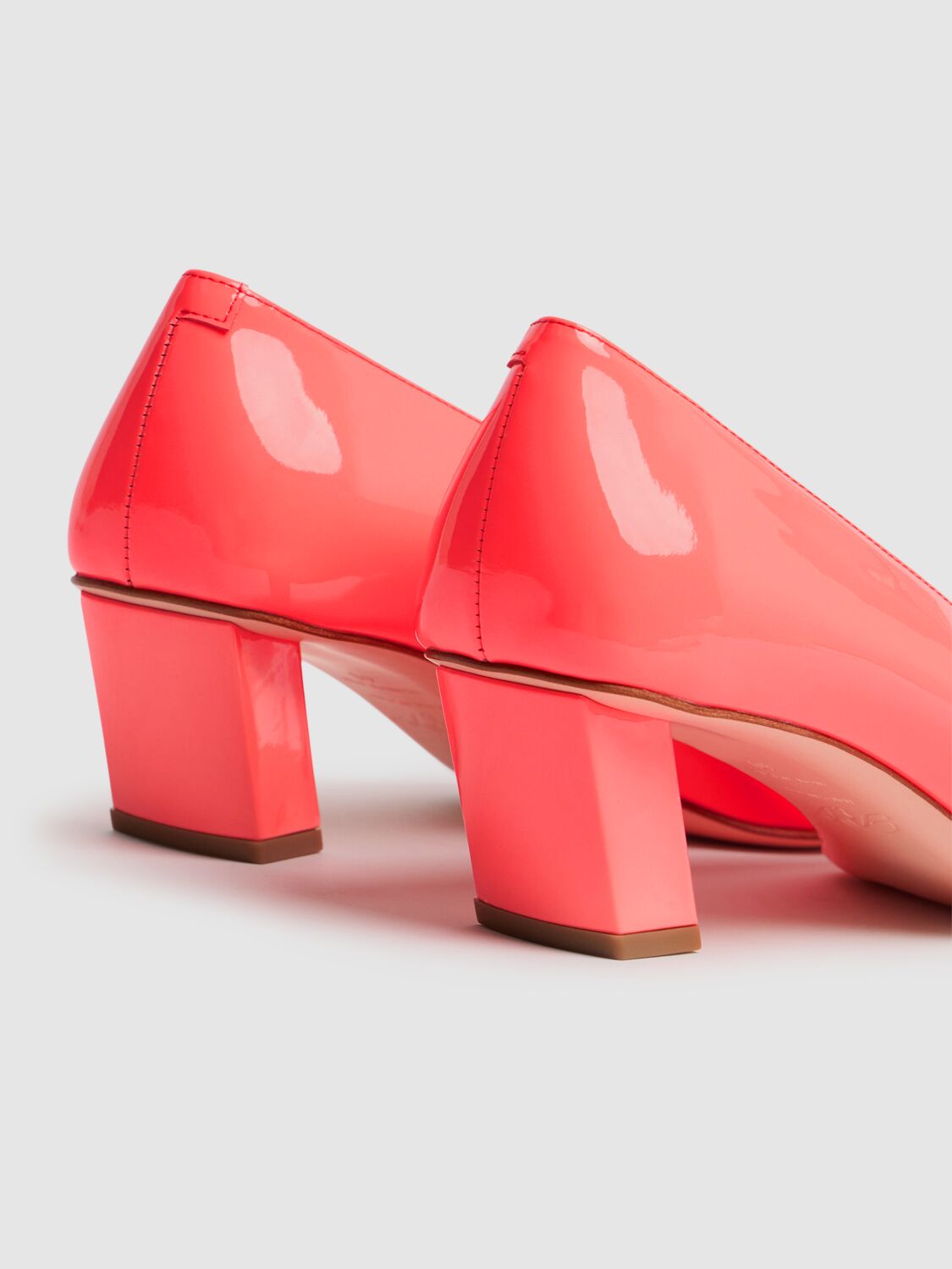 ROGER VIVIER 45MM BELLE VIVIER PATENT LEATHER PUMPS 