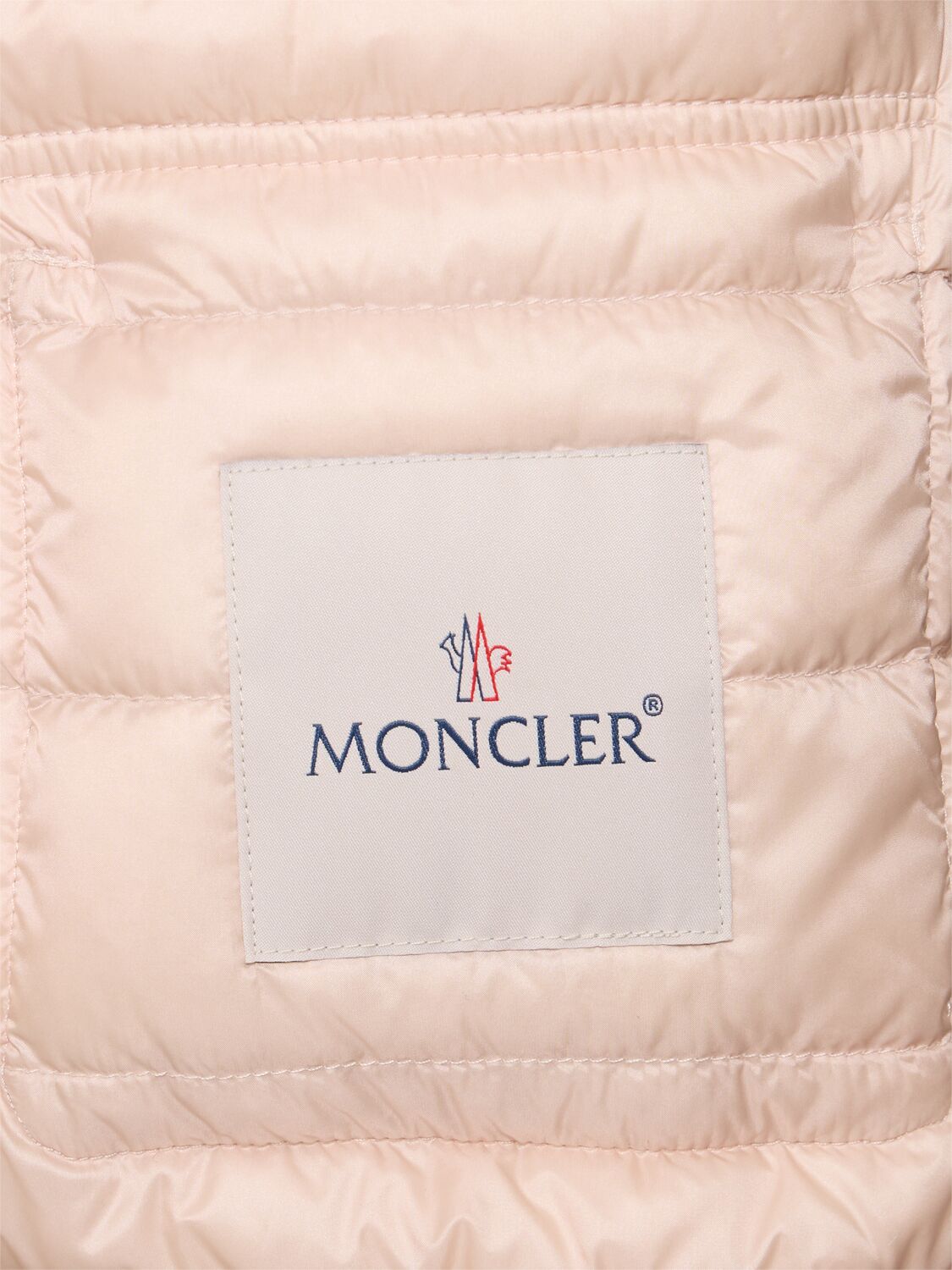 Moncler Thoiry Sparkly Down Puffer Jacket In 浅粉色