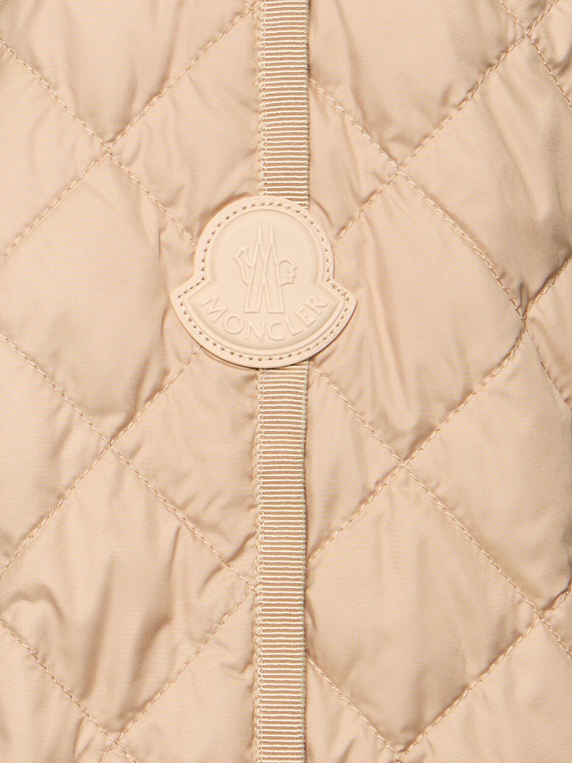 Moncler Etelan Diamond Quilted Tech Down Jacket In Beige