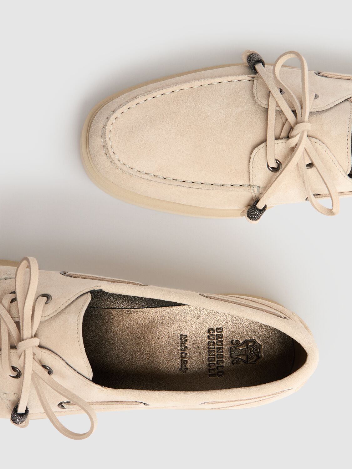 Brunello Cucinelli 20mm Suede Boat Shoes In Oat