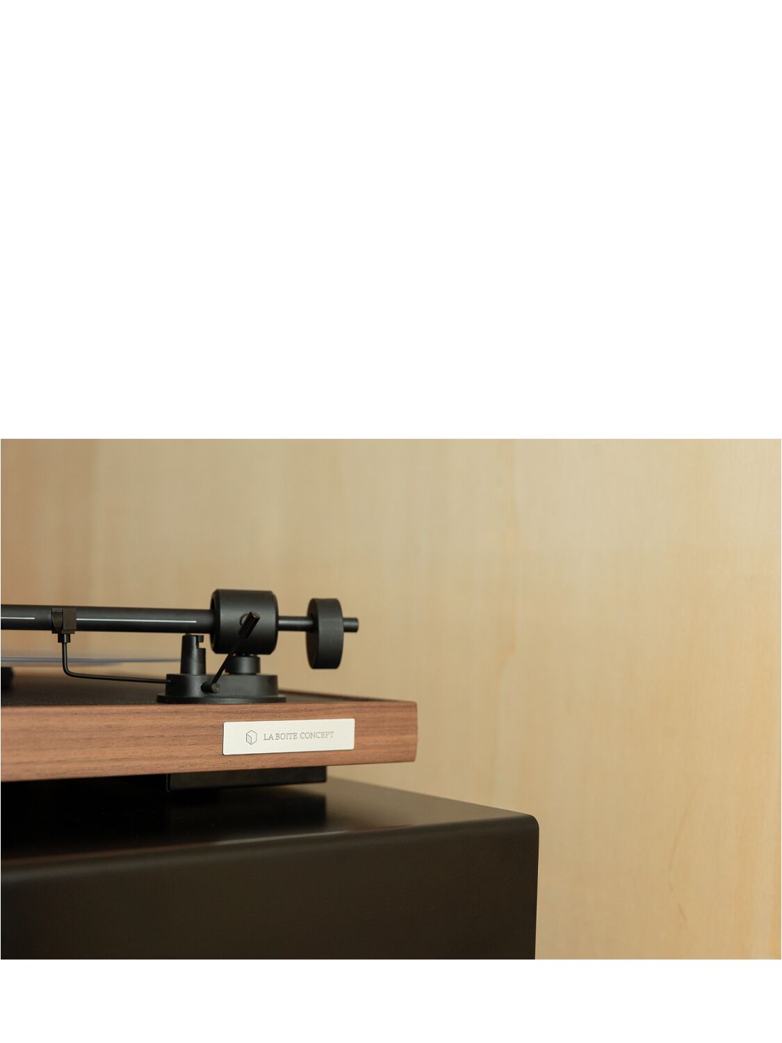 LA BOITE CONCEPT SQUARE CC WALNUT TURNTABLE 