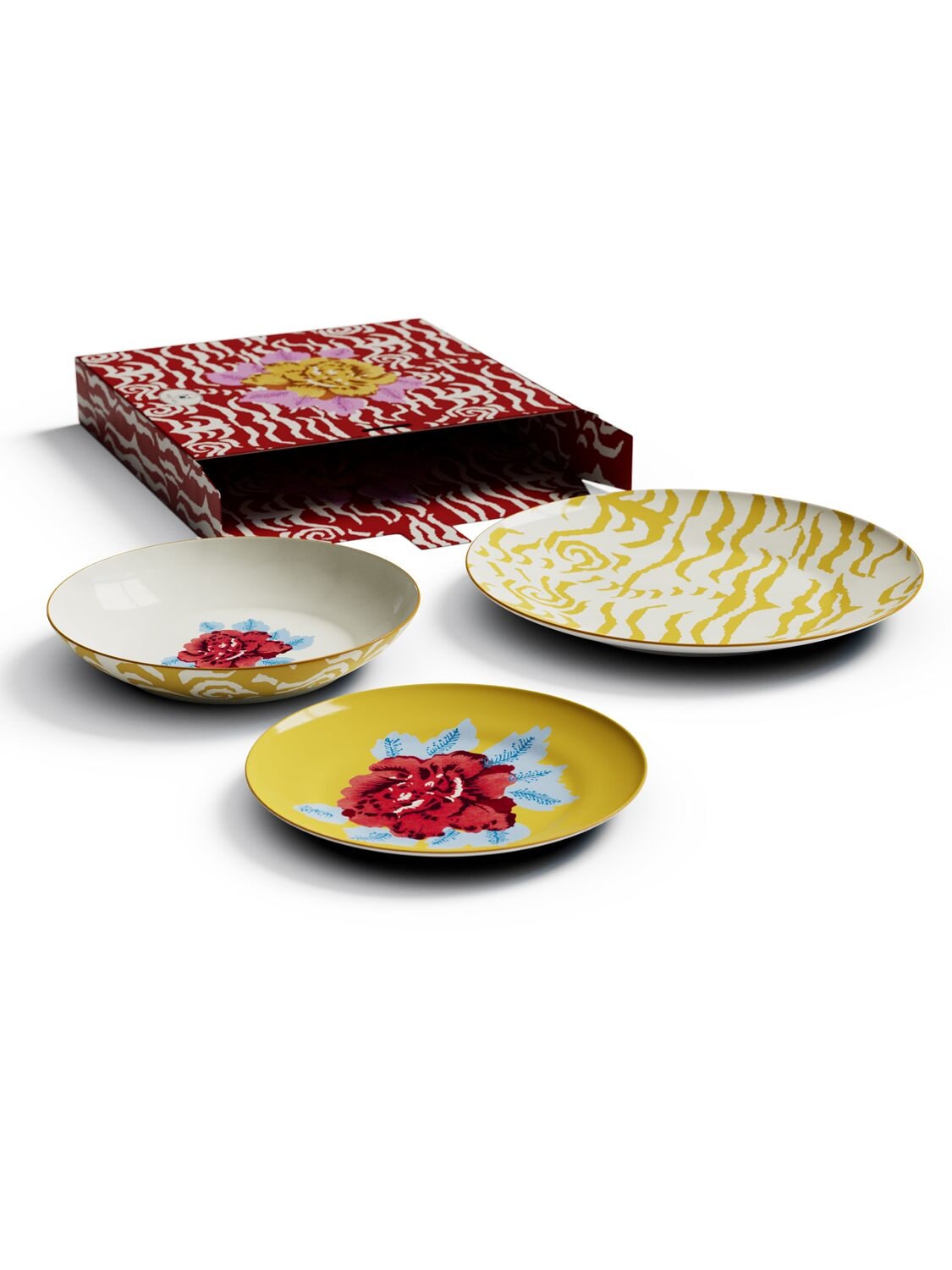Lisa Corti Set Of 3 Indian Tiger Plates In Yellow