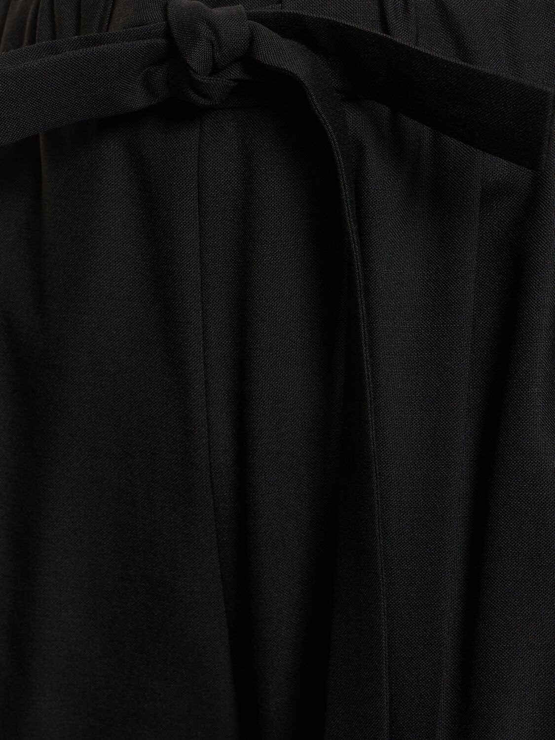 Max Mara Edere Pleated Wool, Mohair And Silk-blend Tapered Pants In Black