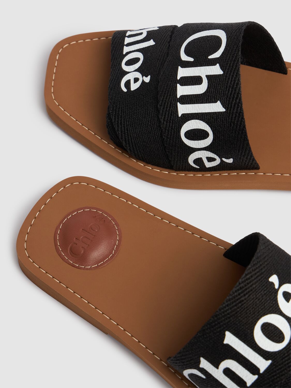Chloé Woody Flat Logo Ribbon Slide Sandals In Black