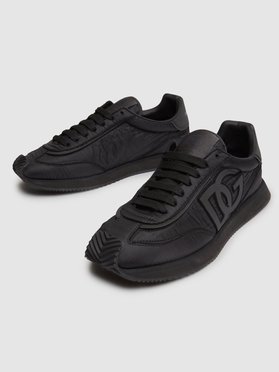 Dolce & Gabbana Low Top Sneakers Featuring Suede Accents