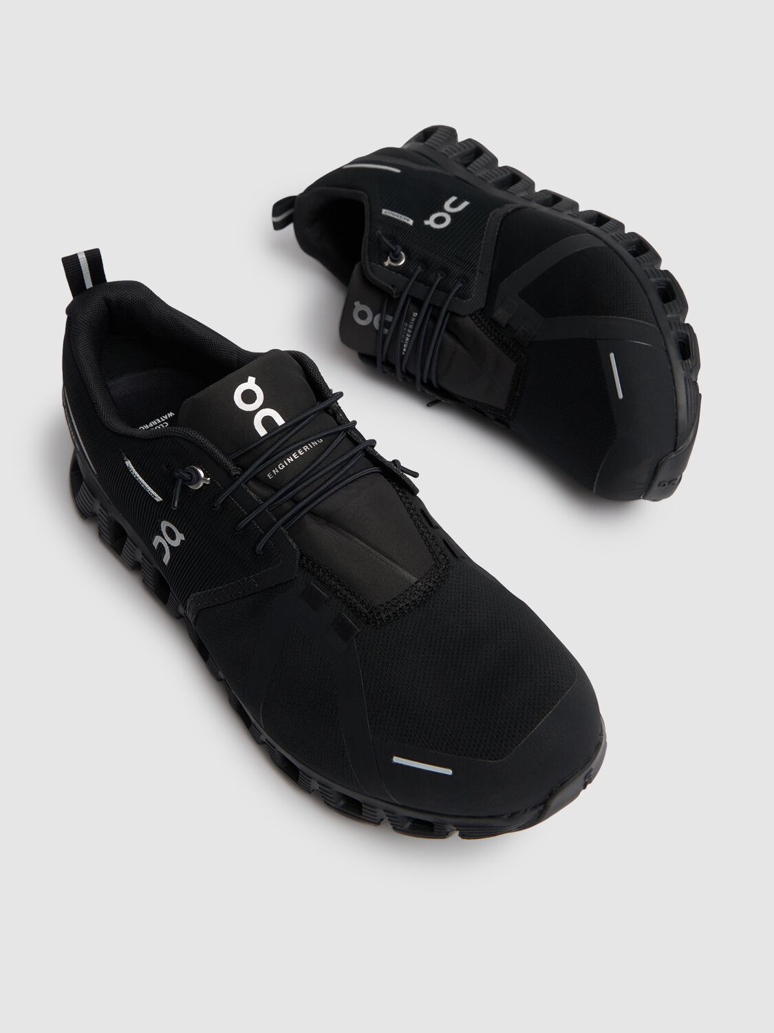 On Cloud 6 Waterproof Trainers In All Black